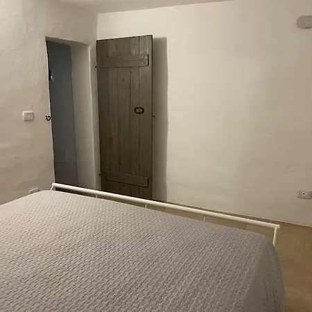 Trullo Della Balena Διαμέρισμα *